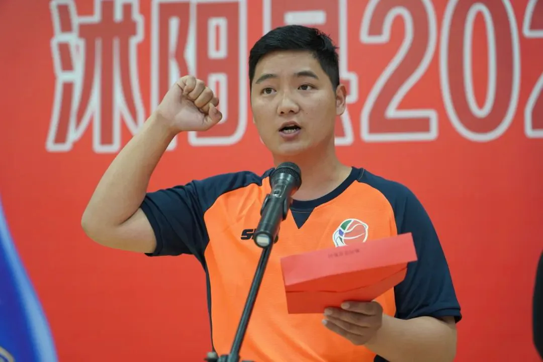 如何使用创新科技设备监测篮球运动员的训练数据_1